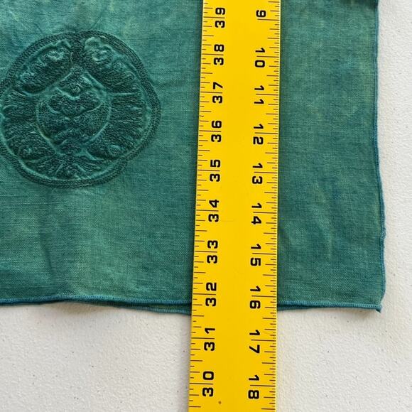 Unbranded Napkins Linen Set of 2 32" x 15.5" Turquoise Embroidered Acid Wash - Picture 8 of 9